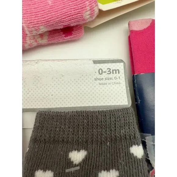 Baby girl sock bundle 0-3 m - Picture 3 of 9